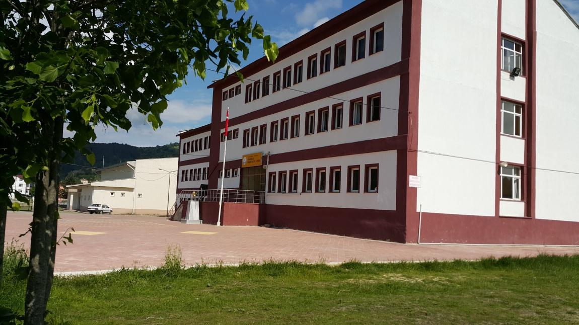 Azdavay Anadolu İmam Hatip Lisesi Fotoğrafı